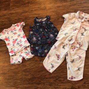 Gap Toddler girl pajamas sets - size 2 years